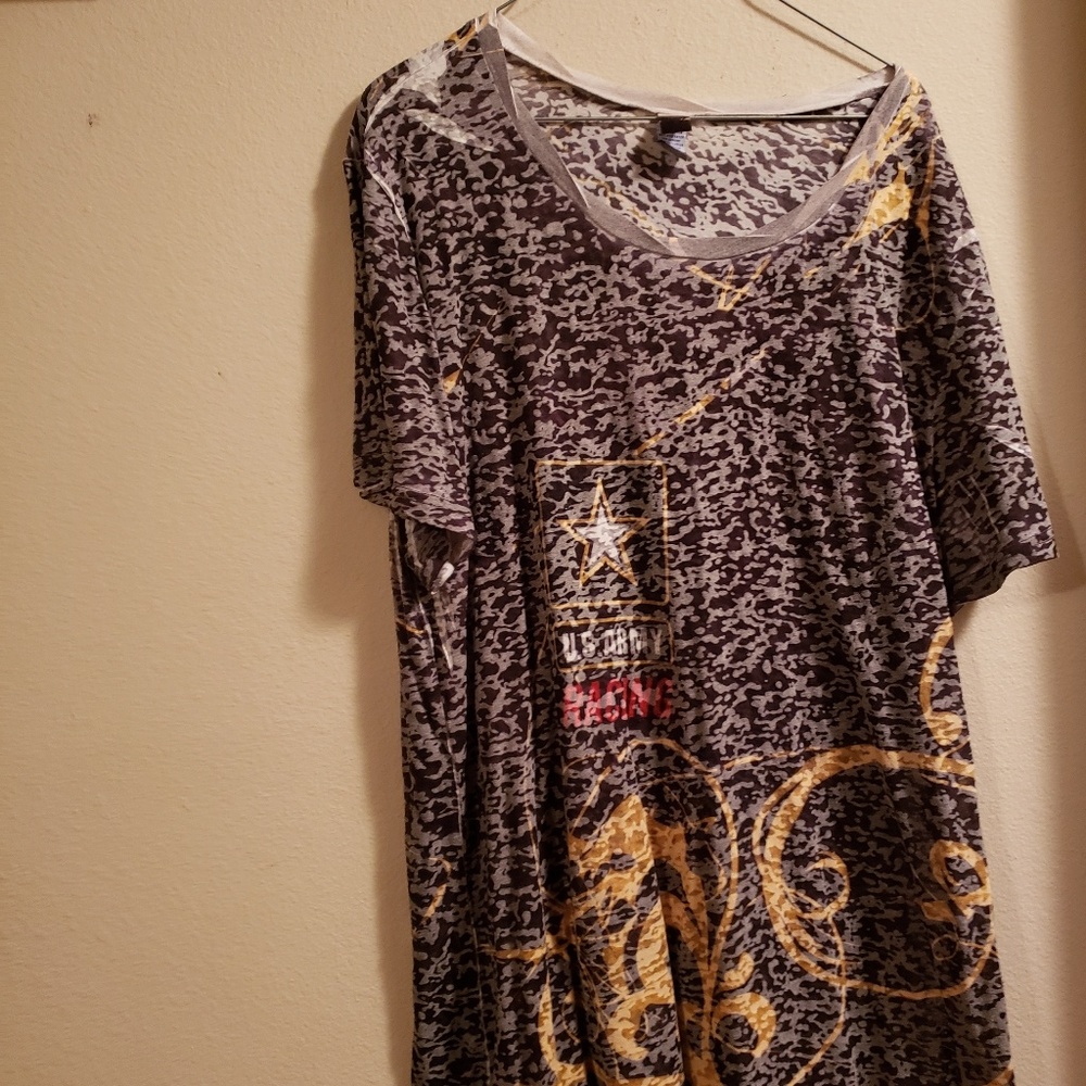 T shirt